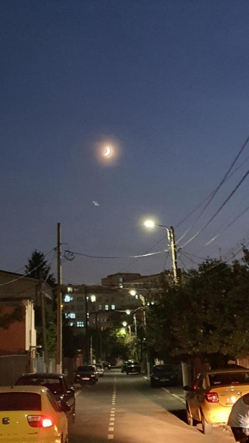 Pensiune Fundeni- Dragonul Rosu Boekarest Buitenkant foto